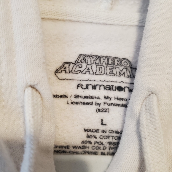 Izuku Midoriya Beige Hoodie - Picture 4 of 5